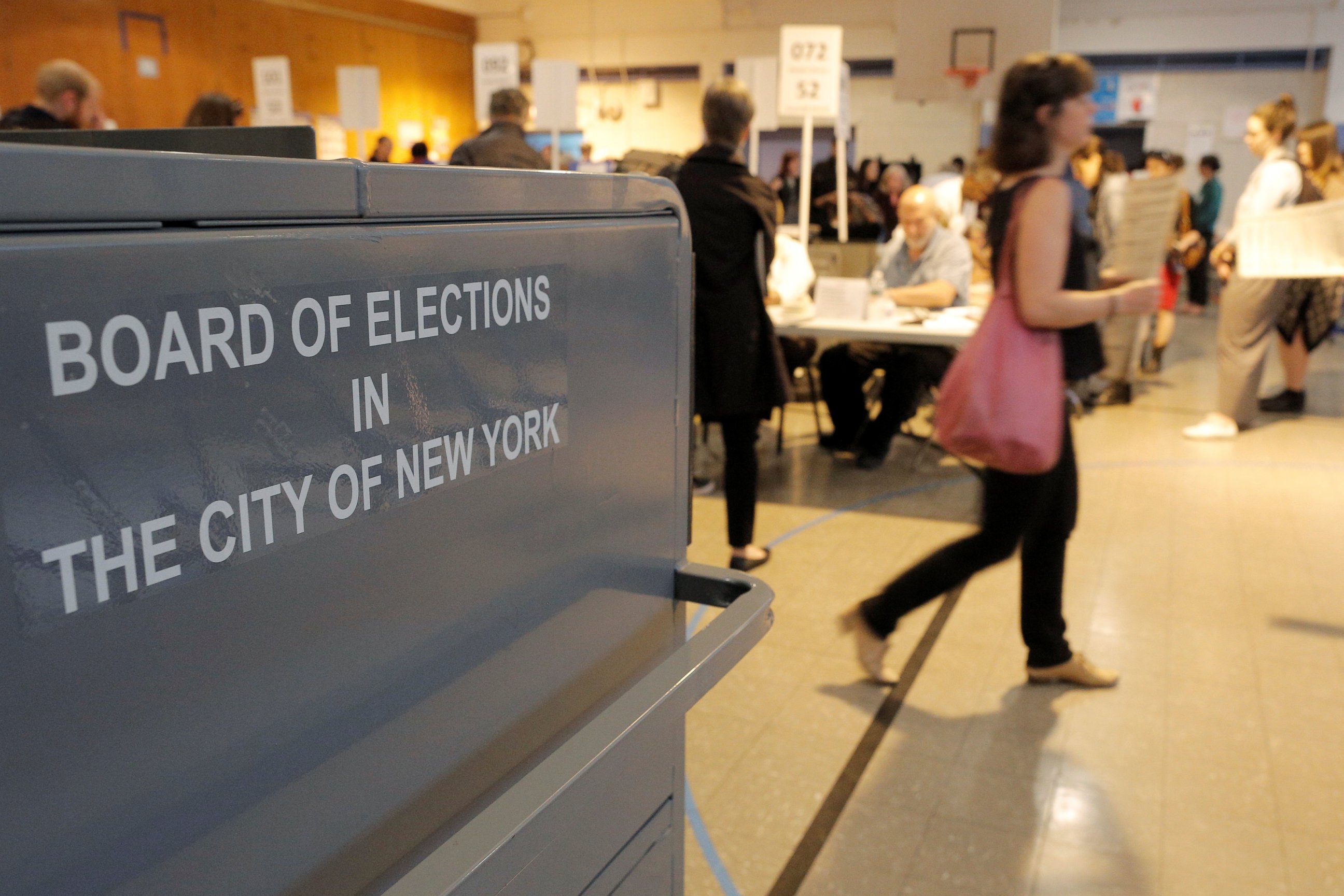 PHOTO: People vote in the New York primary elections at a polling station in the Brooklyn borough of New York, April 19, 2016.  
