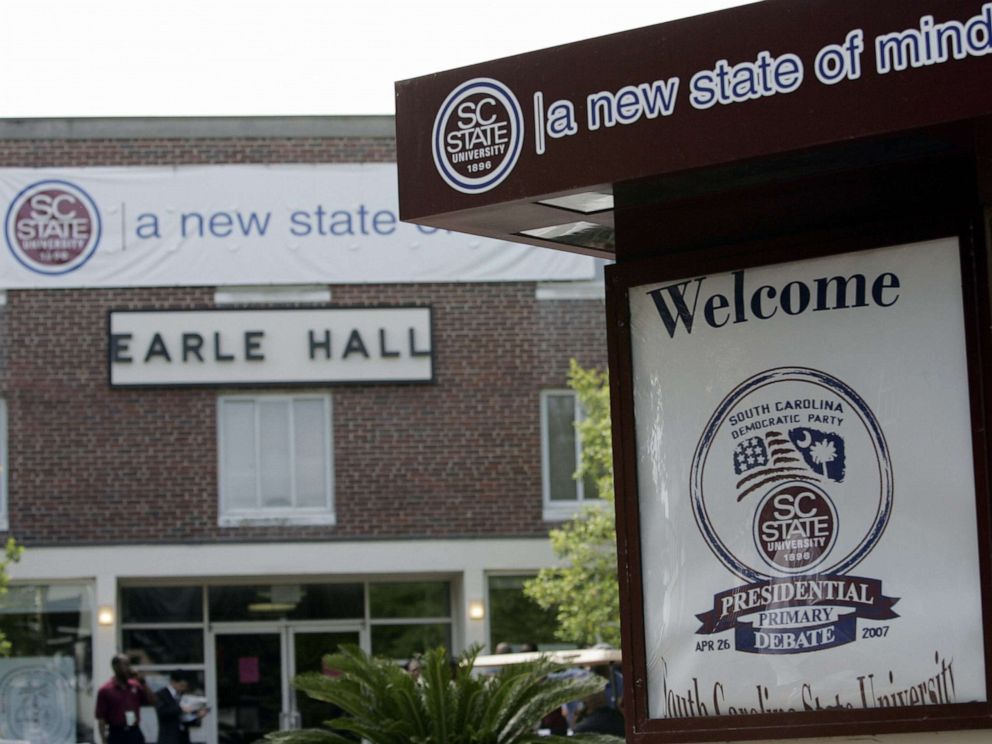 PHOTO: A sign on the campus is shown as preparations are made for the South Carolina Democratic Party Presidential Primary Debate, 26 April 2007, at South Carolina State University in Orangeburg, South Carolina.
