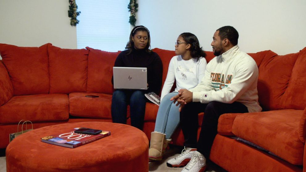 PHOTO: April West of Alexandria, Va., worries her daughter, Chloe, is falling behind academically because of technical glitches that have hampered online learning during the pandemic.