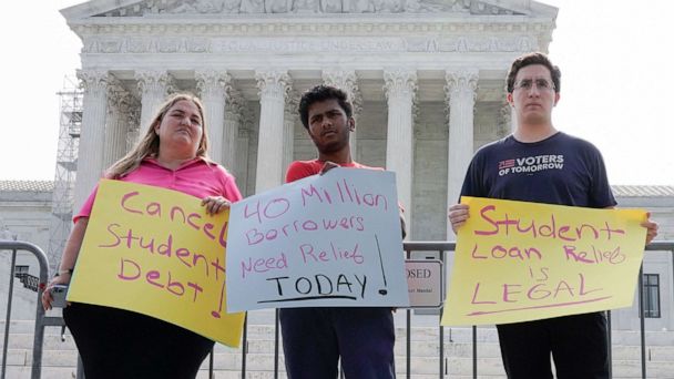 SCOTUS student loan ruling could be headwind against economic recovery: Economists - Vimarsana News