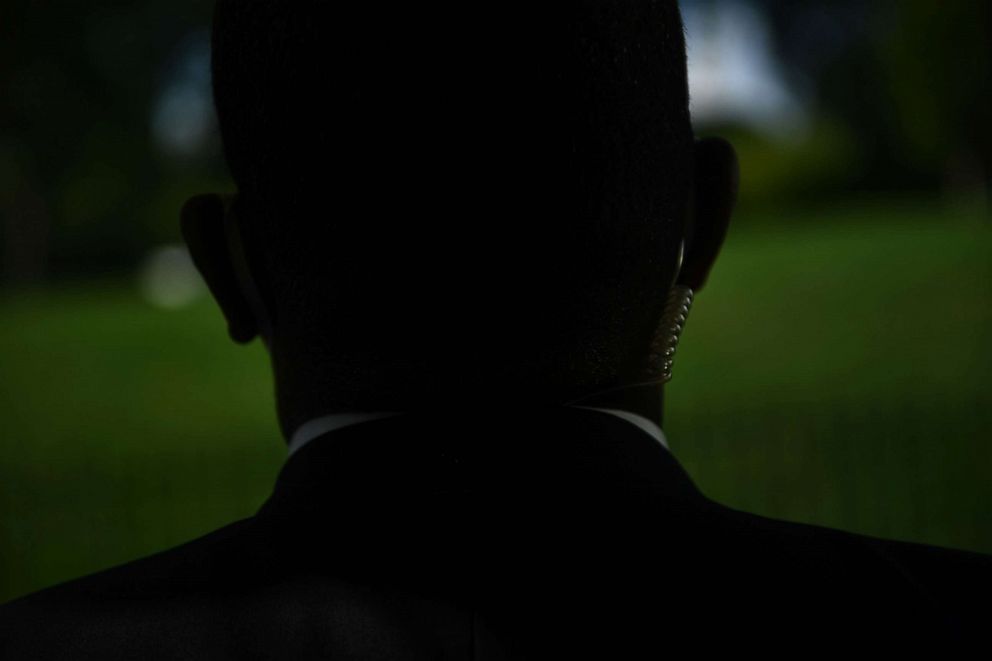 PHOTO: A U.S. Secret Service agent stands outside the White House, Aug. 10, 2020.