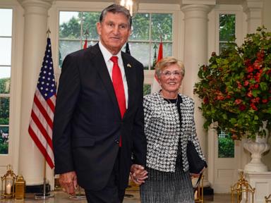 Wife of Sen. Joe Manchin injured in Birmingham car crash amid police pursuit: Police