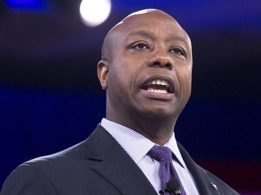 PHOTO: Senator Tim Scott speaks during the annual Conservative Political Action Conference (CPAC) 2016 at National Harbor in Oxon Hill, Maryland, March 3, 2016.