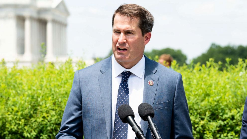 Presidential Candidate Seth Moulton Says Time For Impeachment Hearings Is Now Abc News 