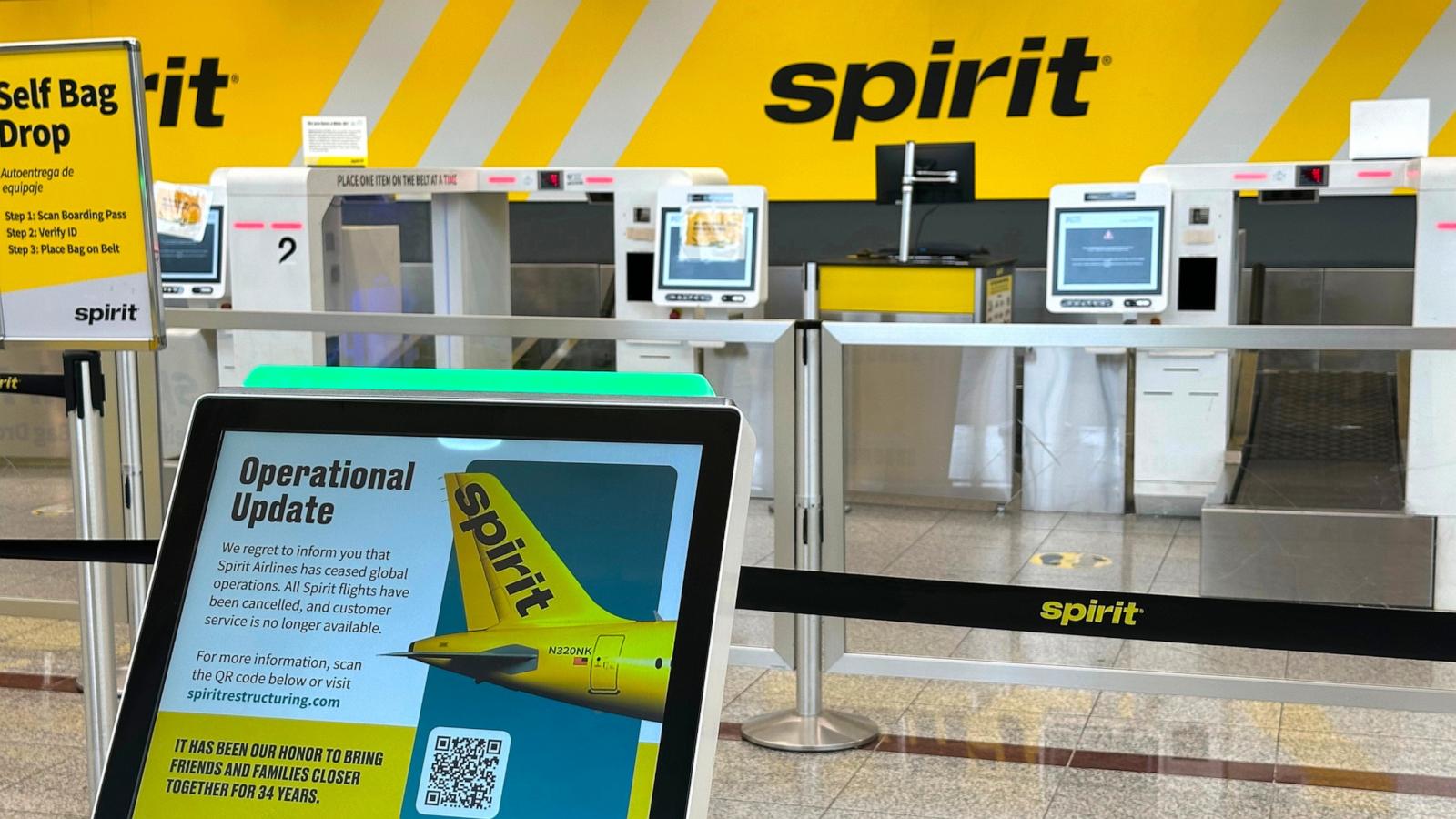 PHOTO: An electronic check-in kiosk announces Spirit Airlines' shutdown on May 2, 2026, at Hartsfield-Jackson Atlanta International Airport in Atlanta.