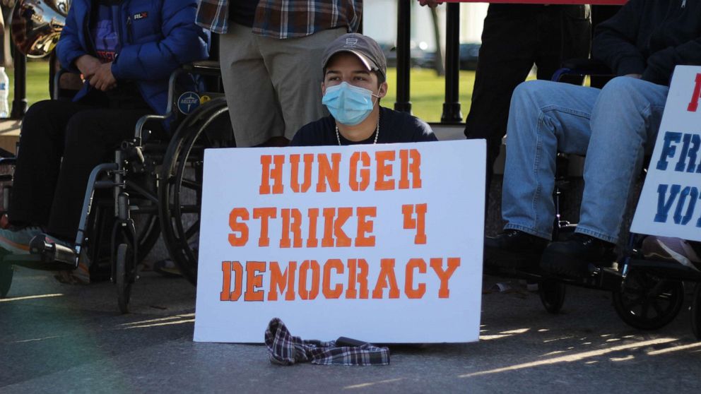 Students go on hunger strike to push for voting rights - ABC News