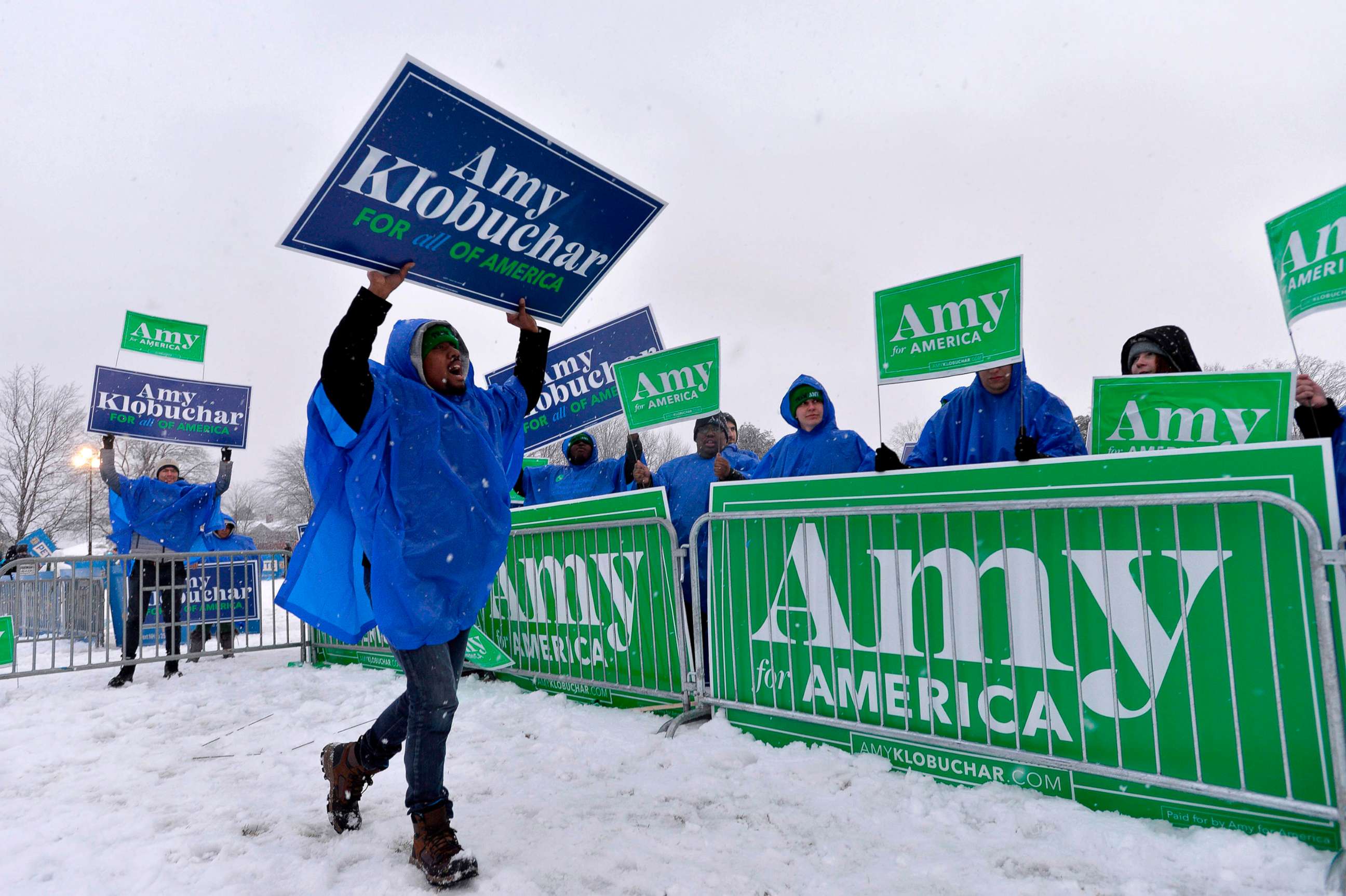 PHOTO: Supporters of Sen. Amy Klobuchar rally outside of the Democratic Debate at St. Anselm College in Manchester, N.H., Feb. 7, 2020.