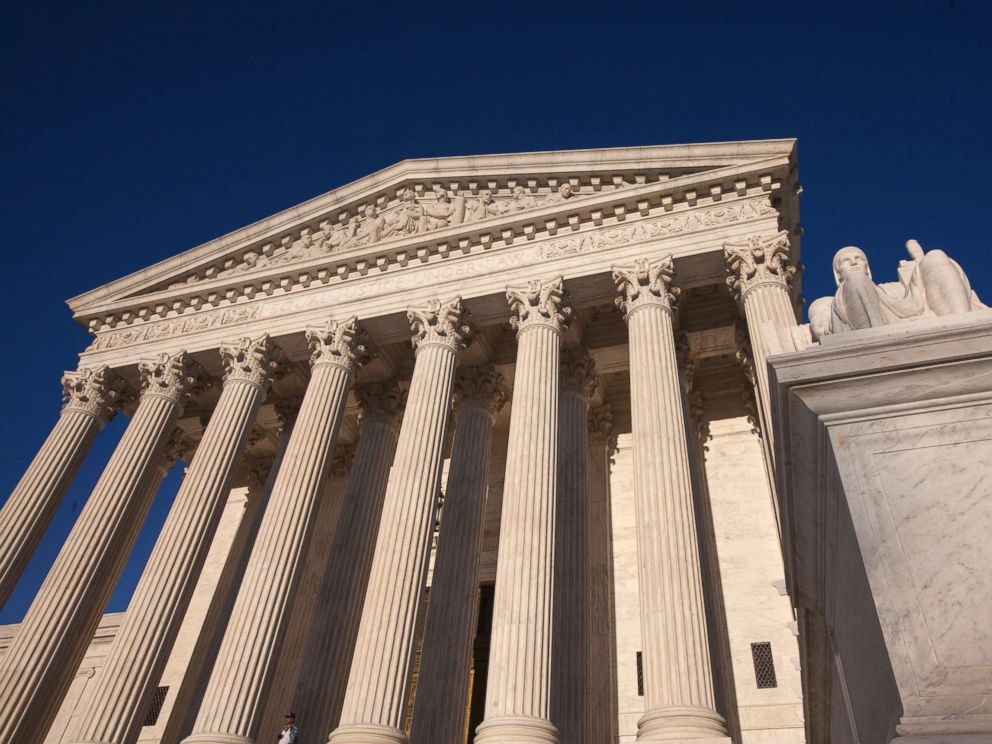 PHOTO: The Supreme Court Building is pictured in Washington, D.C., April 4, 2017.