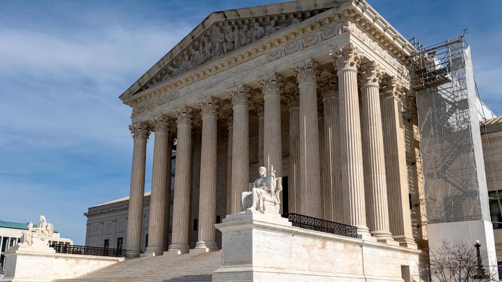 Justices skeptical of 14th Amendment case banning Trump from ballot