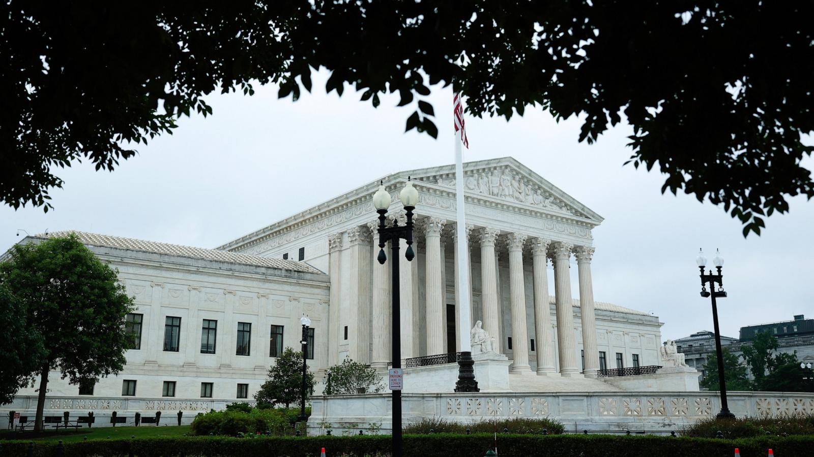Supreme Court makes it easier for border agents to deport green card holders