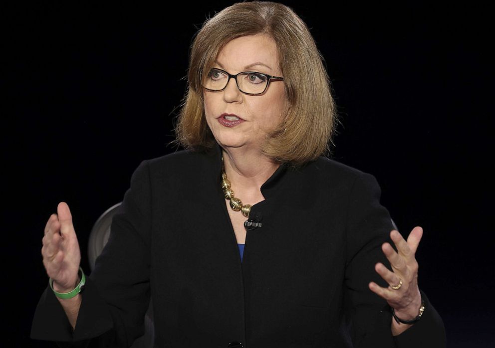 PHOTO: Moderator Susan Page, Washington bureau chief for USA Today, speaks during the U.S. vice presidential debate at the University of Utah in Salt Lake City, Oct. 7, 2020.