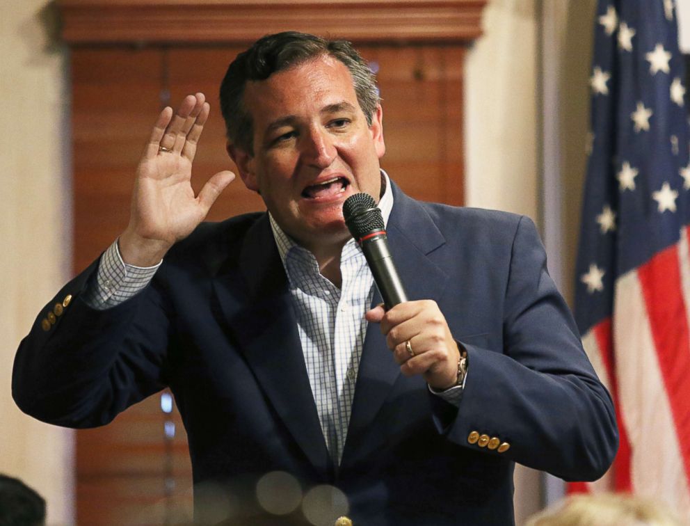 PHOTO: Sen. Ted Cruz speaks on a variety of topics at the Barn Door Steakhouse in Odessa, Texas, Aug. 25, 2018.