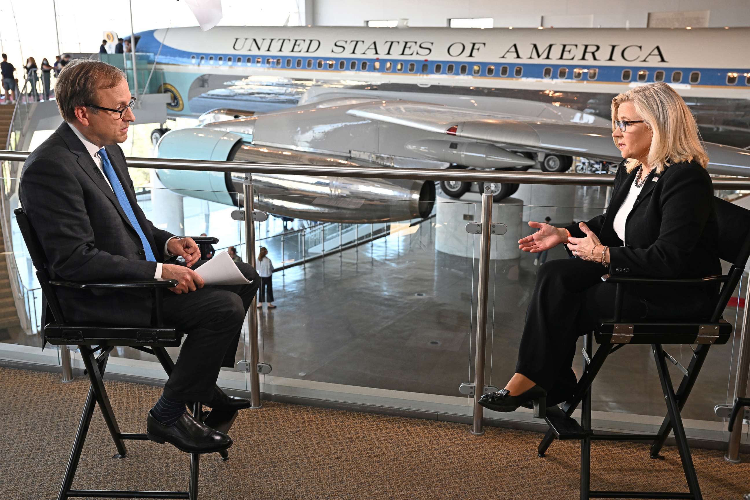 PHOTO: ABC News chief Washington correspondent Jonathan Karl interviews Congresswoman Liz Cheney at The Reagan Library in Simi Valley, Calif. June 29, 2022.  
