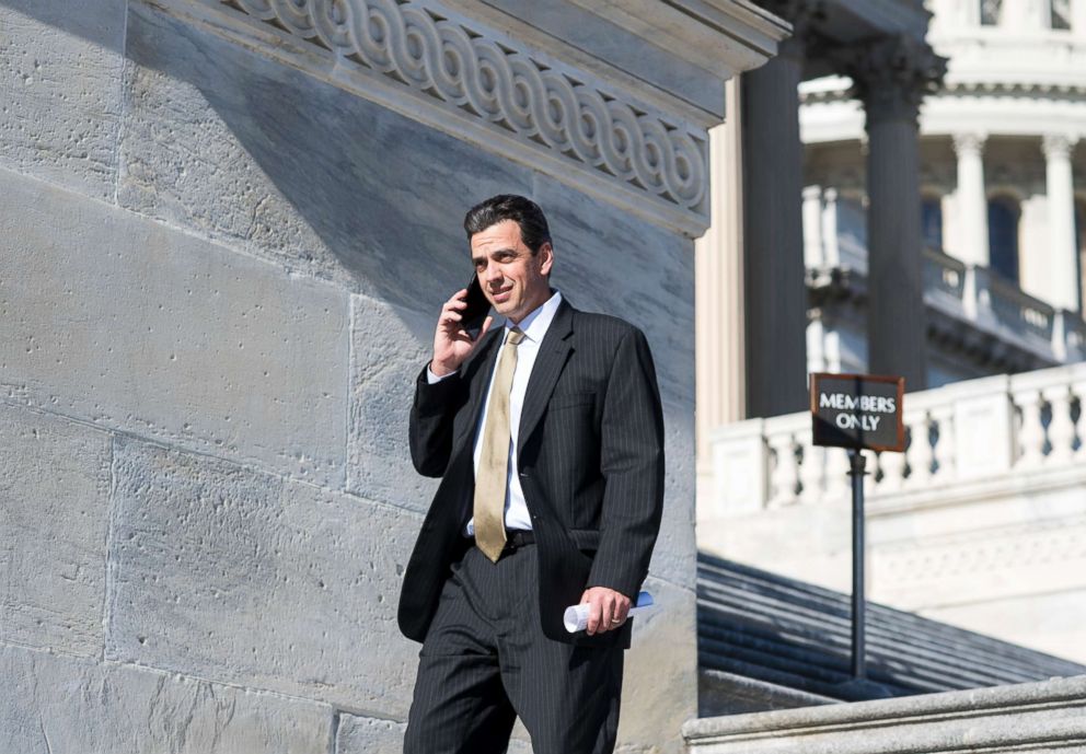 PHOTO: Rep. Tom Graves walks down the House steps following the final scheduled votes of the week, Jan. 19, 2018.