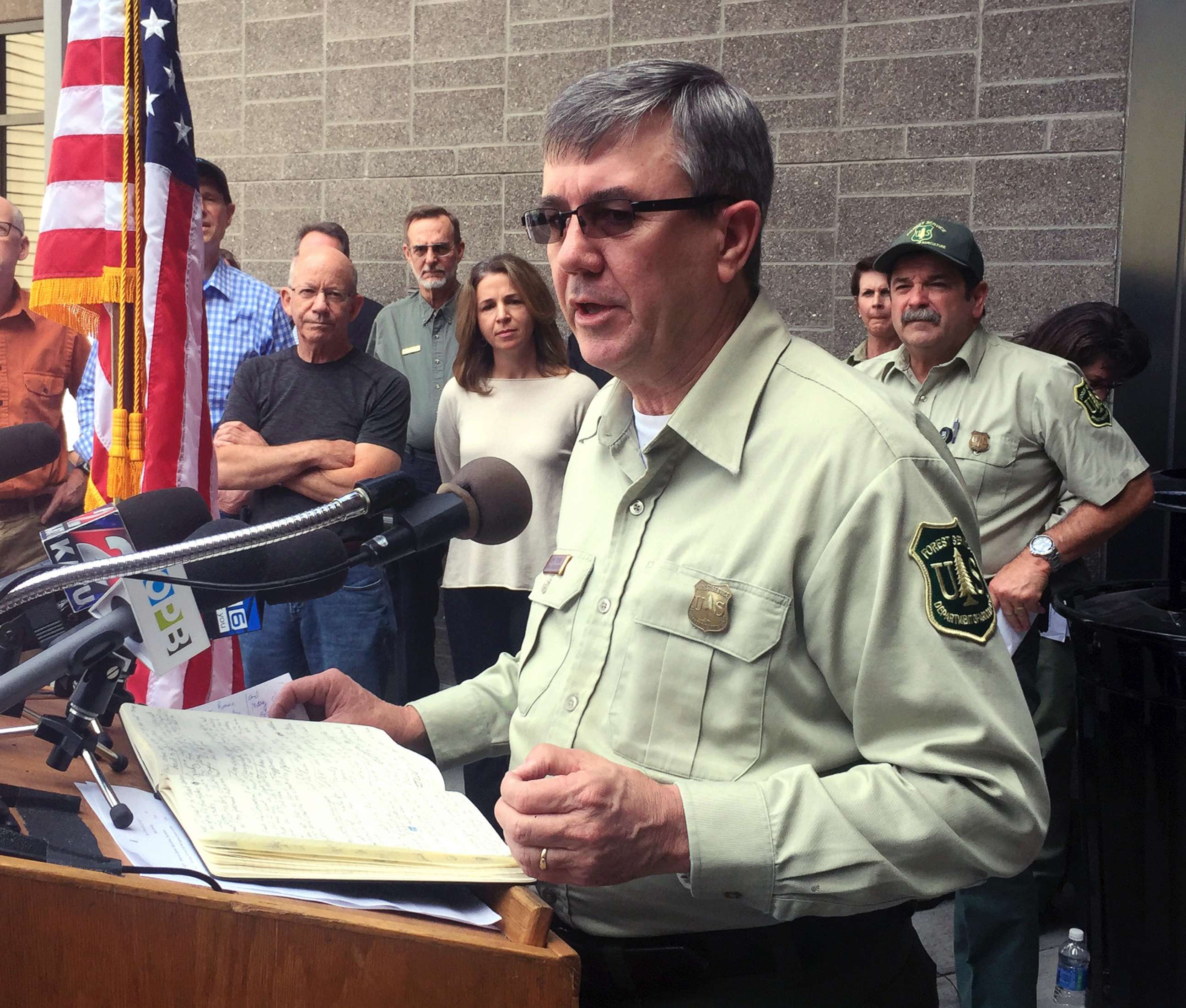 PHOTO: Tony Tooke, Chief of the U.S. Forest Service, speaks at a news conference, in Troutdale, Ore., Sept. 9, 2017. 
