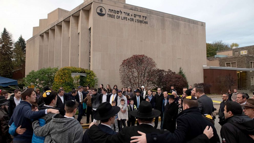 PHOTO: Members of the Jewish community gather in front of the Tree of Life Synagogue for the Shabbat on Friday evening, Nov. 2, 2018, in Pittsburgh's Squirrel Hill neighborhood.