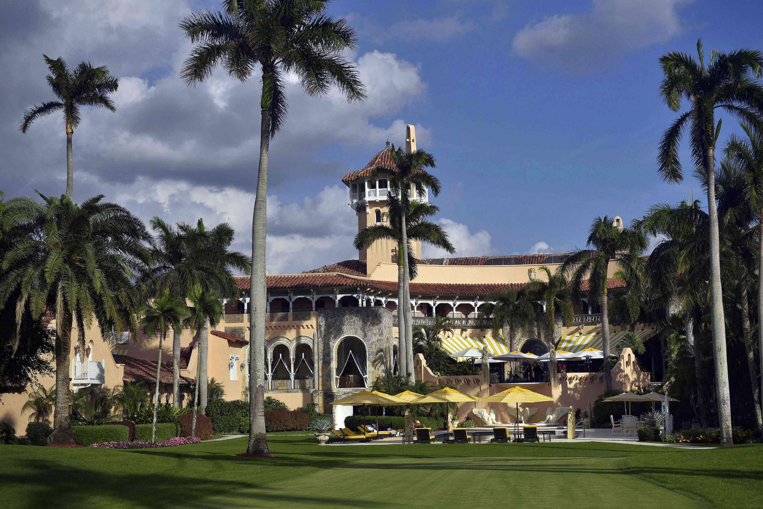 PHOTO: A general view shows the back entrance to the Mar-a-Lago estate of President-elect Donald Trump in Palm Beach, Fla., Nov. 27, 2016.