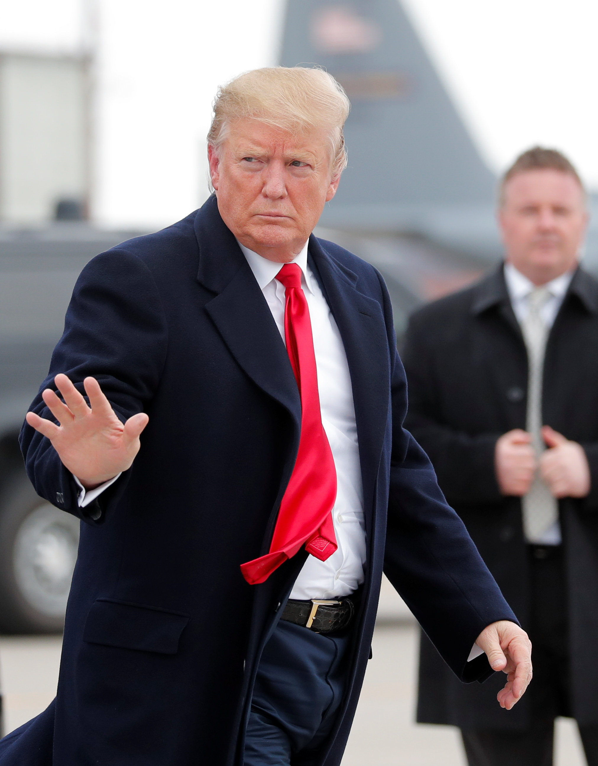 PHOTO:President Donald Trump waves as he walks to Air Force One in in Minneapolis, April 15, 2019. 