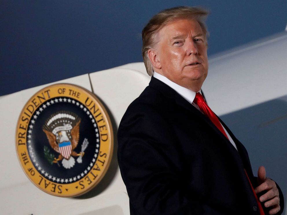 PHOTO: President Donald Trump boards Air Force One after addressing a 2020 campaign rally in Montoursville, Pa., May 20, 2019.