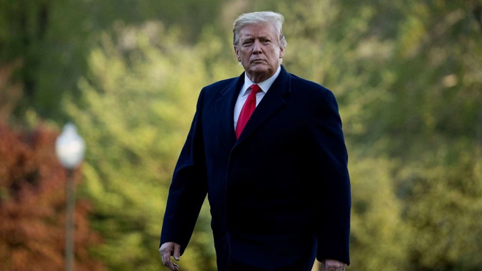 PHOTO:President Donald Trump walks on the South Lawn as he arrives at the White House in Washington, April 15, 2019.