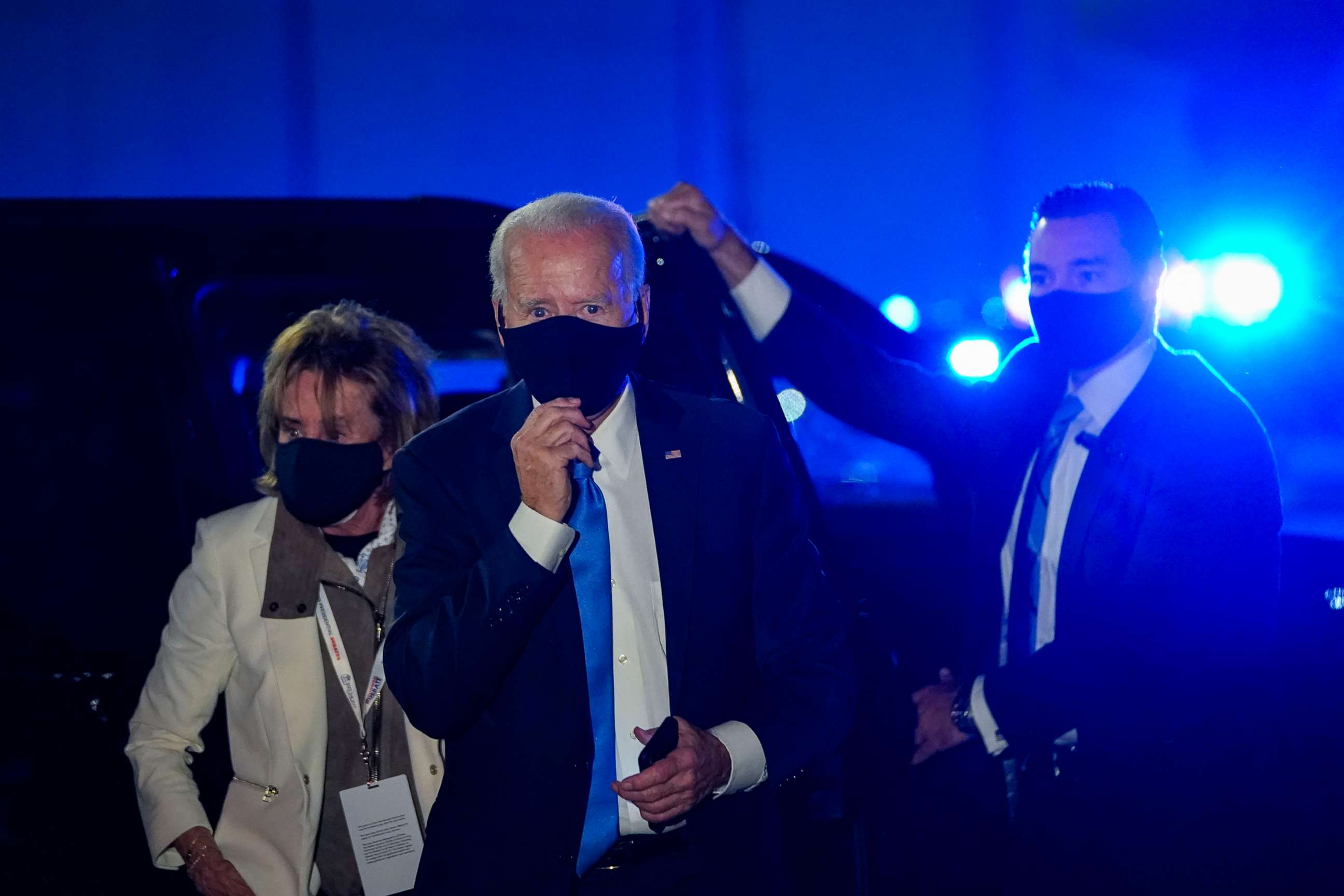 PHOTO: Democratic presidential nominee Joe Biden prepares to board his campaign plane at Nashville International Airport on Oct. 22, 2020, in Nashville, Tenn.