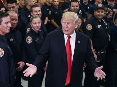 PHOTO: President Donald Trump speaks to first responders at West Palm beach Fire rescue in West Palm Beach, Fla., Dec. 27, 2017.