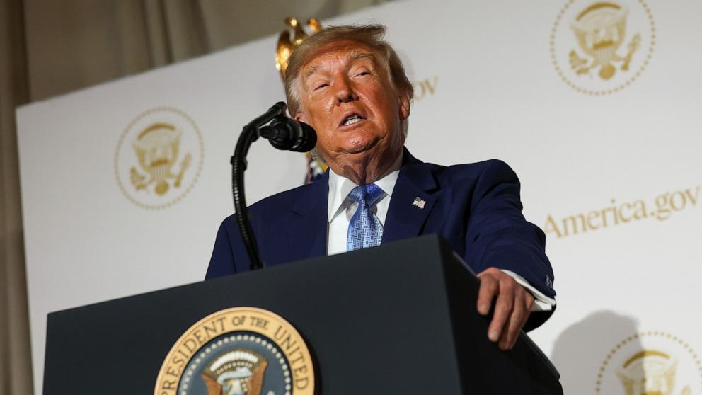 Trump holds midterm rallies in Republican-leaning states