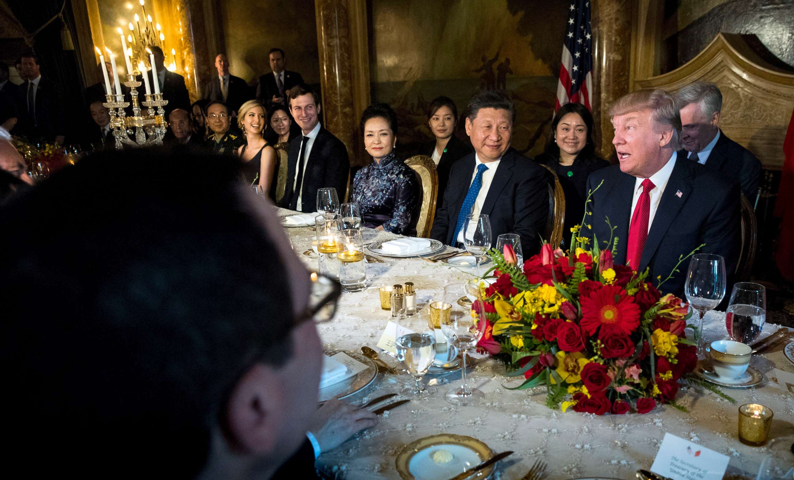 PHOTO: President Donald Trump and President Xi Jinping of China speak during a dinner at Trump's Mar-a-Lago resort in Palm Beach, Fla., April, 6, 2017.