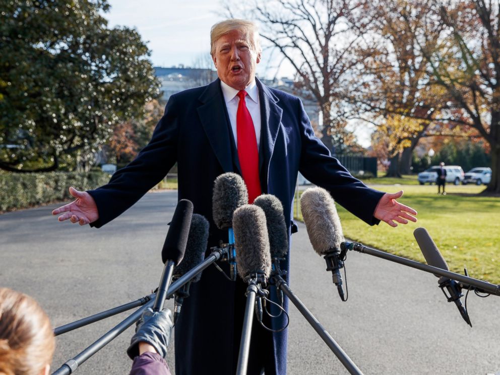 FOTO: En esta foto de archivo del 7 de diciembre de 2018, el presidente Donald Trump anuncia que está nominando a William Barr como su Fiscal General, en el Jardín Sur de la Casa Blanca, en Washington.