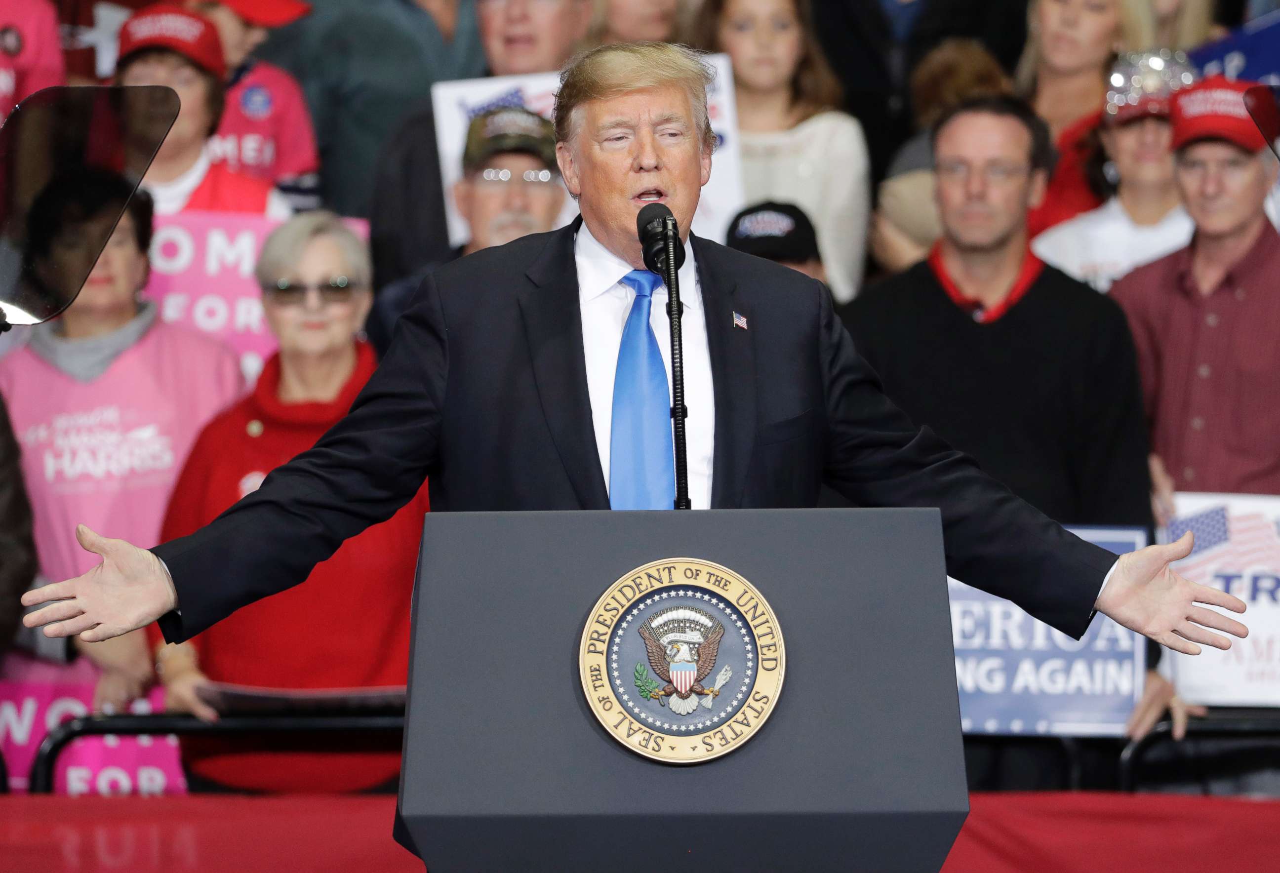 PHOTO: President Donald Trump speaks during a campaign rally in Charlotte, N.C., Oct. 26, 2018.