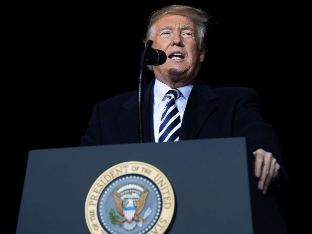 PHOTO: President Donald Trump speaks during a campaign rally at Columbia Regional Airport in Columbia, Missouri, Nov. 1, 2018.