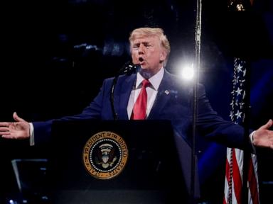 Trump celebrates July 4th in National Mall address, repeatedly touches on politics