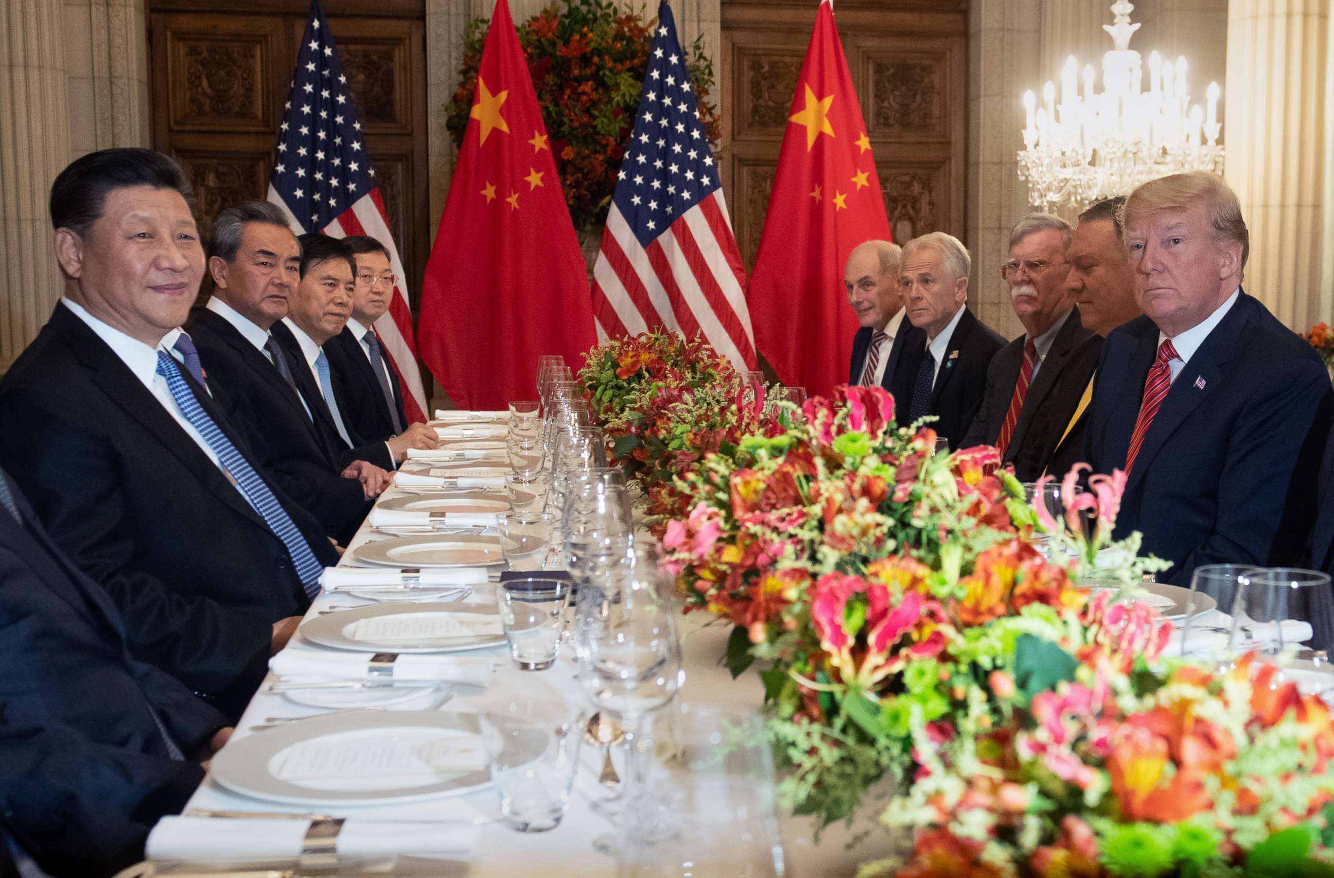 PHOTO: President Donald Trump, right, has dinner with China's President Xi Jinping, left and members of their delegation at the end of the G20 Leaders' Summit in Buenos Aires, Argentina, Dec. 01, 2018.