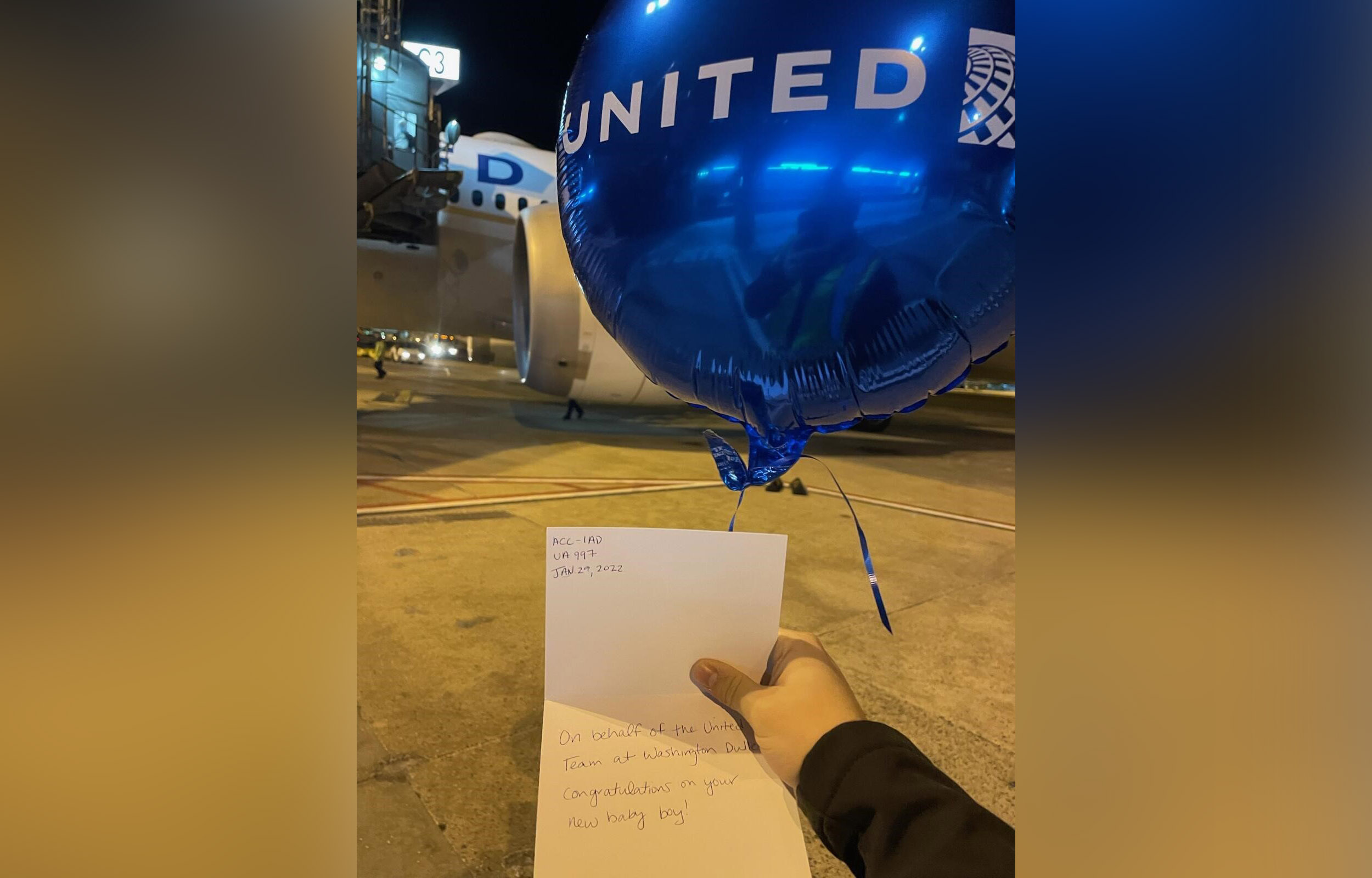 PHOTO: The mother and newborn baby were were greeted with gifts from United on their arrival into Washington D.C.
