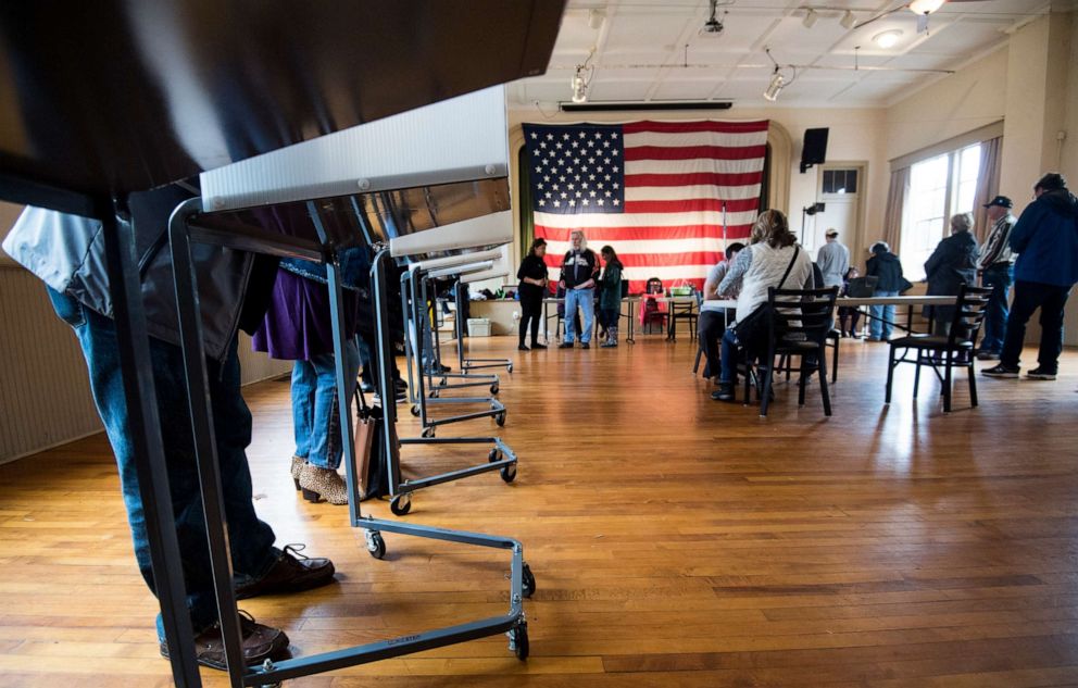 PHOTO: Voters fill out their ballots at the Old Stone School polling location in Hillsboro, Va., on Election Day, Nov. 6, 2018.