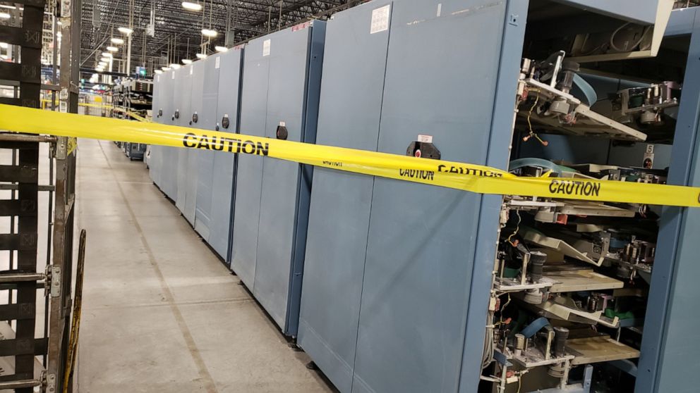 PHOTO: Photos appear to show mail sorting machines in parts and unused in a Portland, Ore., postal facility.
