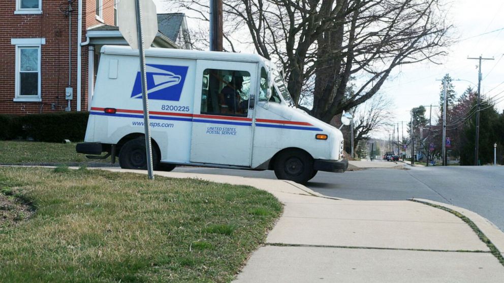 PHOTO: The U.S. Postal Service delivers mail 6 days a week, except Sundays, but in 2015 the agency contracted with online giant Amazon to deliver some of its packages on Sundays.
