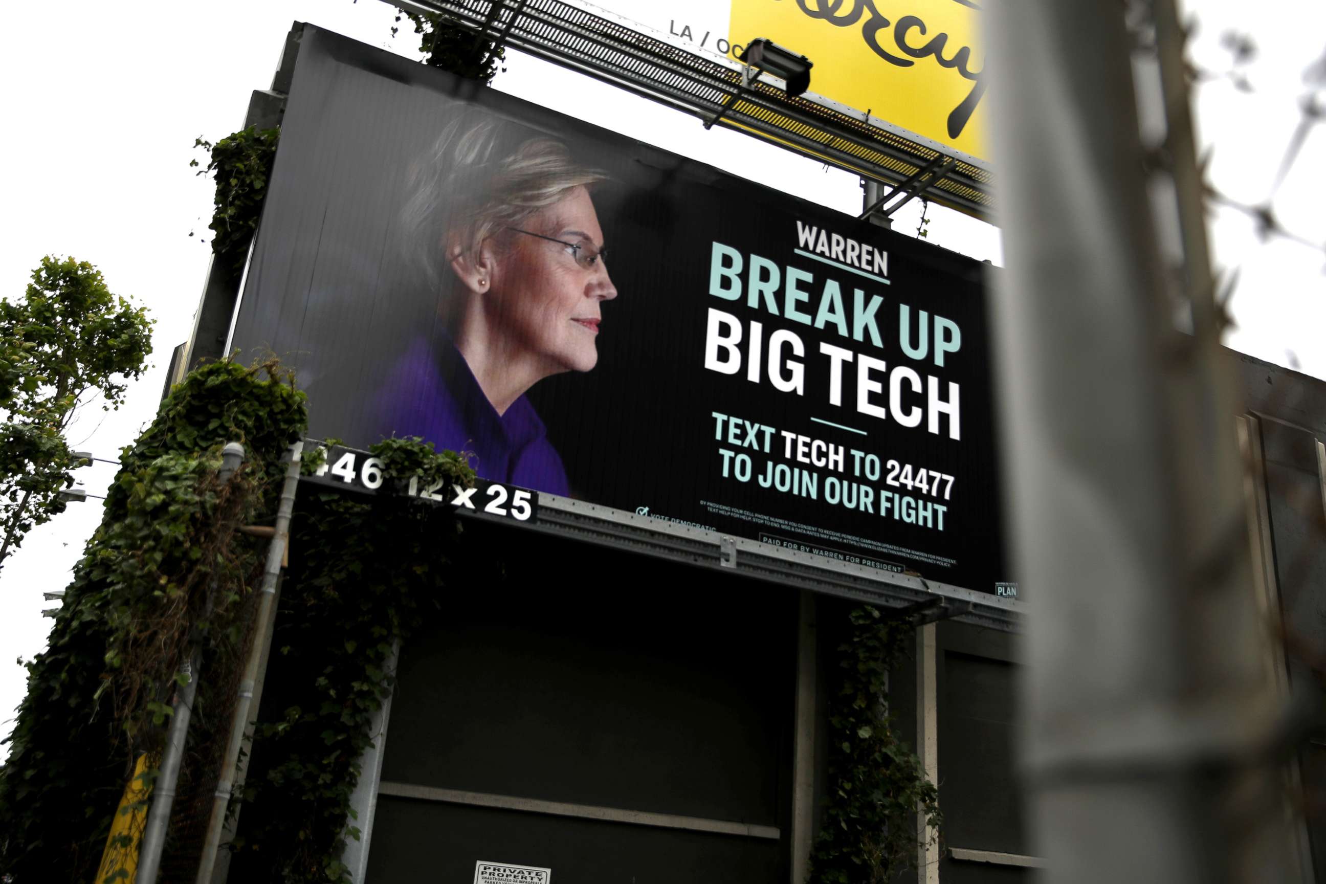 PHOTO: A billboard with an image of Democratic presidential hopeful Sen. Elizabeth Warren (D-MA), May 30, 2019, in San Francisco.