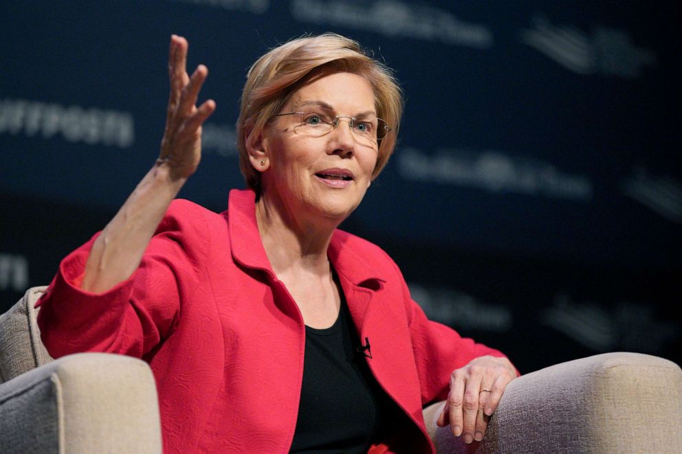 Democratic presidential candidate Sen. Elizabeth Warren, speaks at the Heartland Forum in Storm Lake, Iowa, March 30, 2019. 