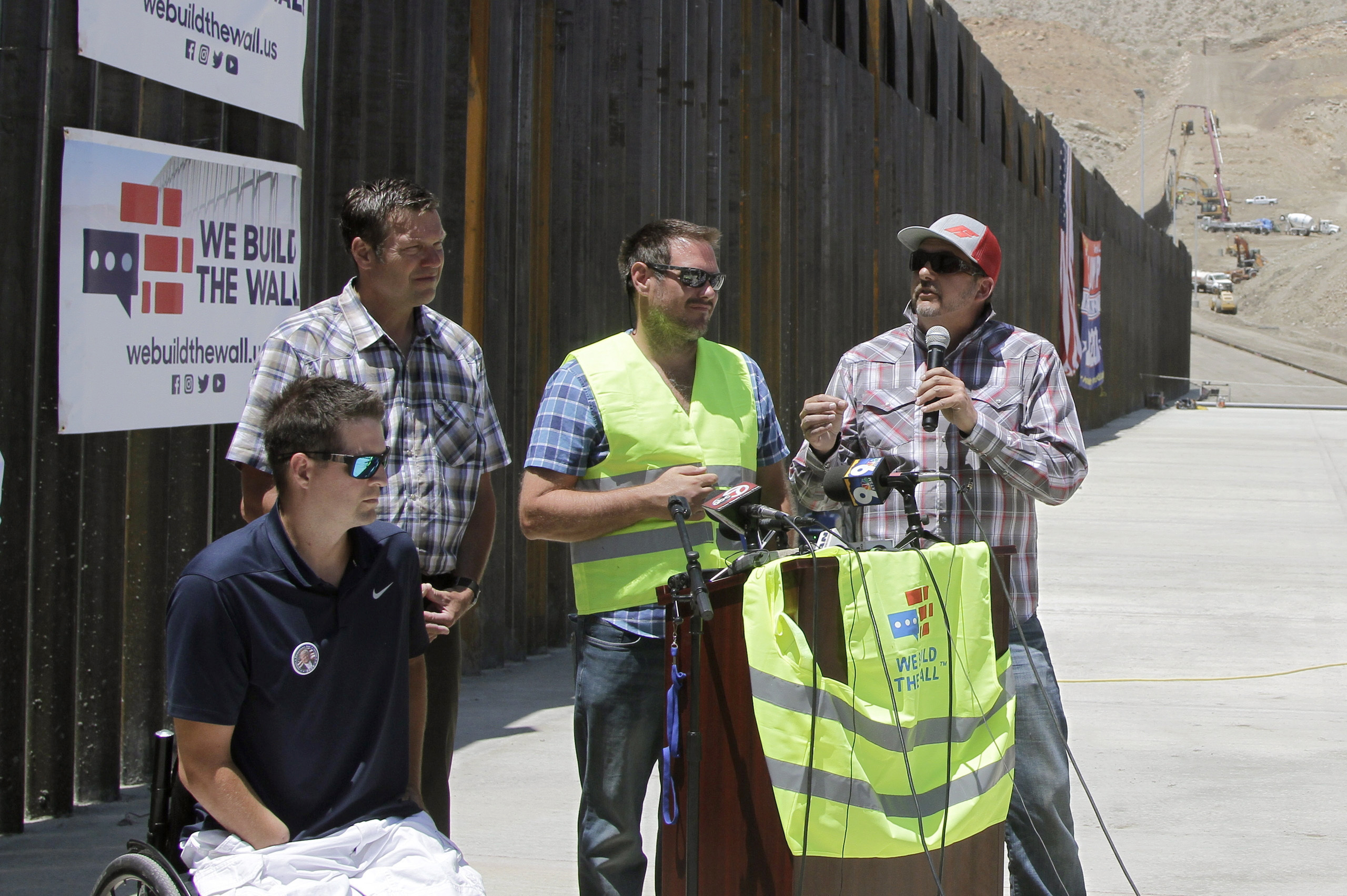 PHOTO: Leaders of We Build the Wall Inc. discuss plans for future barrier construction along the U.S.-Mexico border, May 30, 2019, in Sunland Park, N.M.