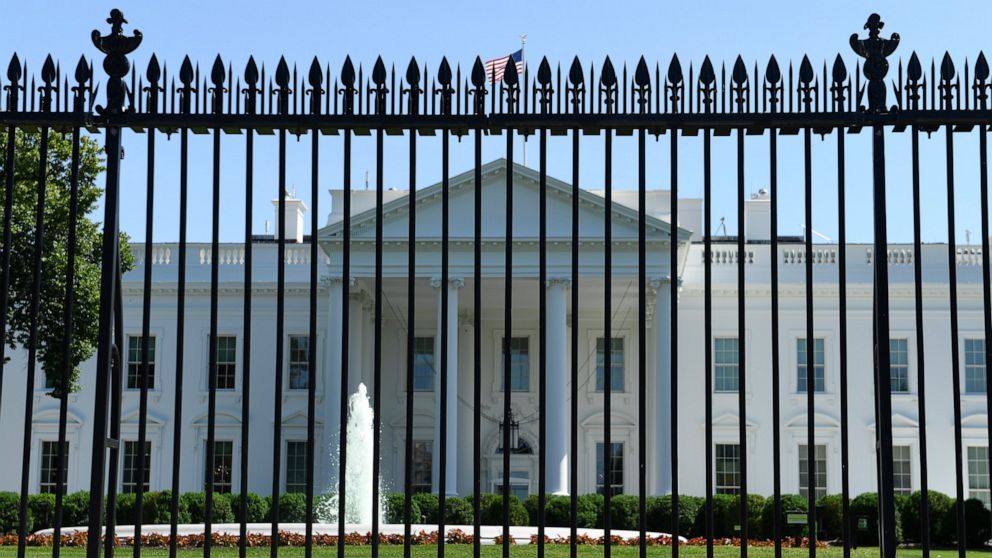 Violate Locks White House and Capitol lock down lifted after aircraft violated ...