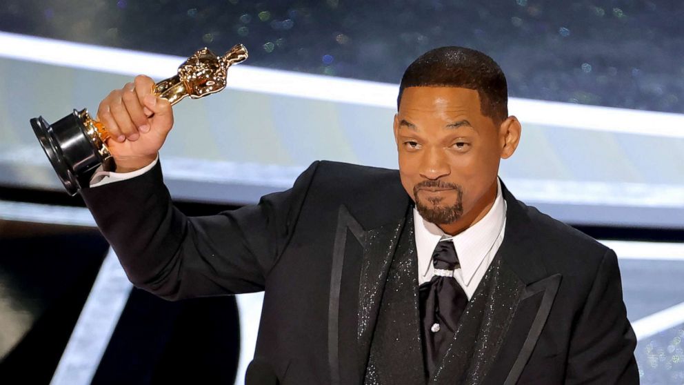 PHOTO: Will Smith accepts the Actor in a Leading Role award for "King Richard" onstage during the 94th Academy Awards, March 27, 2022, in Hollywood, Calif.
