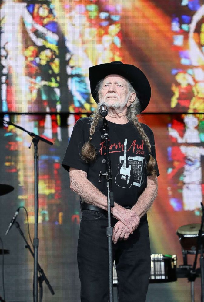 PHOTO: Willie Nelson recites The Lord's Prayer to open Farm Aid 2018 at Xfinity Theater on Sept. 22, 2018 in Hartford, Conn.