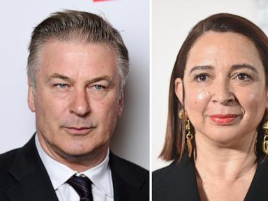 Alec Baldwin returns to 'Saturday Night Live' to spoof Bret Baier interview with Kamala Harris