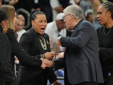 List of top women's college basketball games before the New Year includes NCAA finals rematch