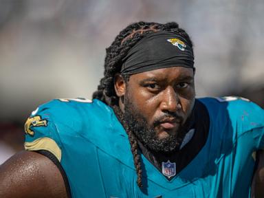 From run stuffer to long snapper, Jaguars' DaVon Hamilton becomes an unsung hero in an unlikely win