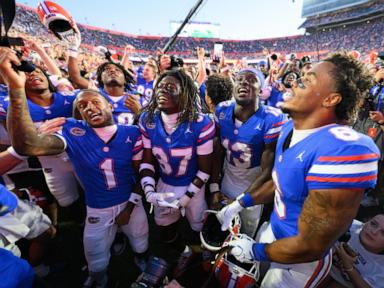 Florida would appear on CFP bracket and host a first-round game based on AP Top 25; 6 SEC teams in