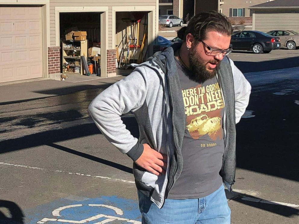 PHOTO: George Jankowski, a furloughed U.S. Department of Agriculture worker, helps a friend move out of an apartment in Cheyenne, Wyo., Jan. 14, 2019.