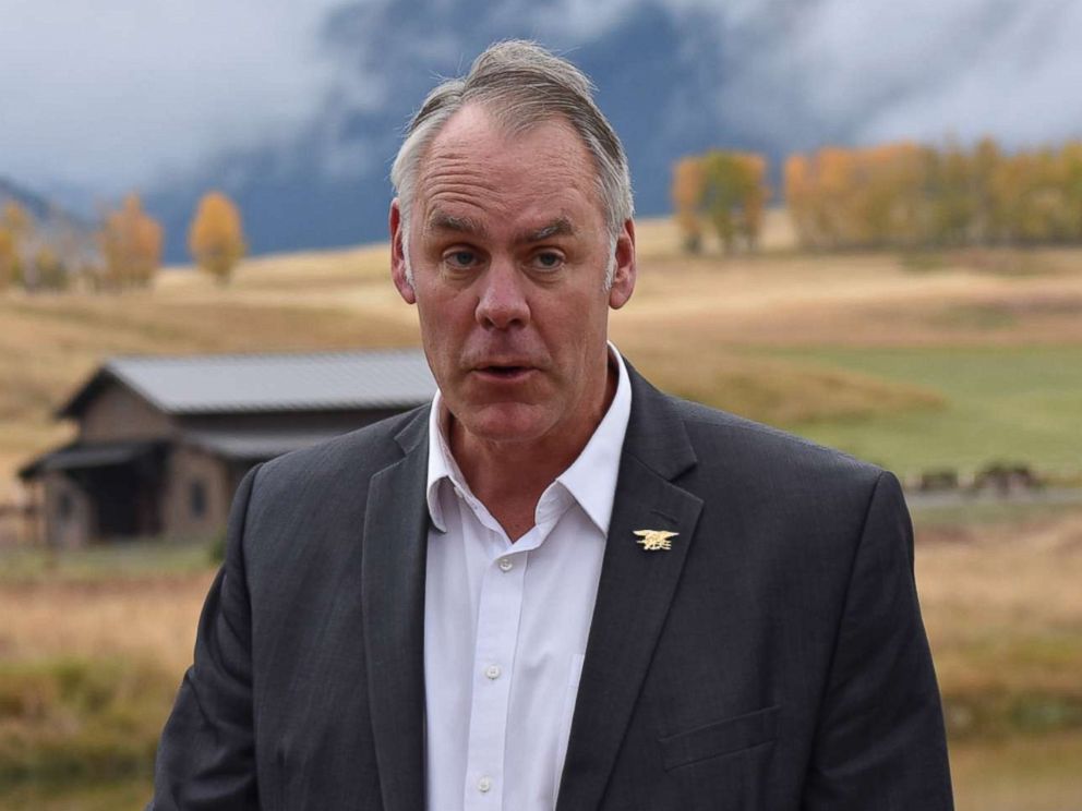 PHOTO: Interior Secretary Ryan Zinke announces a ban on mining claims north of Yellowstone National Park near Emigrant, Mont., Oct. 8, 2018.
