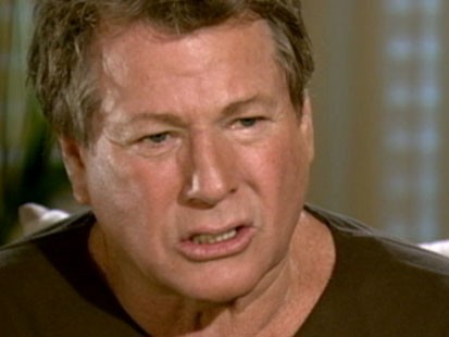 ONeal talks to Barbara Walters about Redmond?s relationship with his mother.
